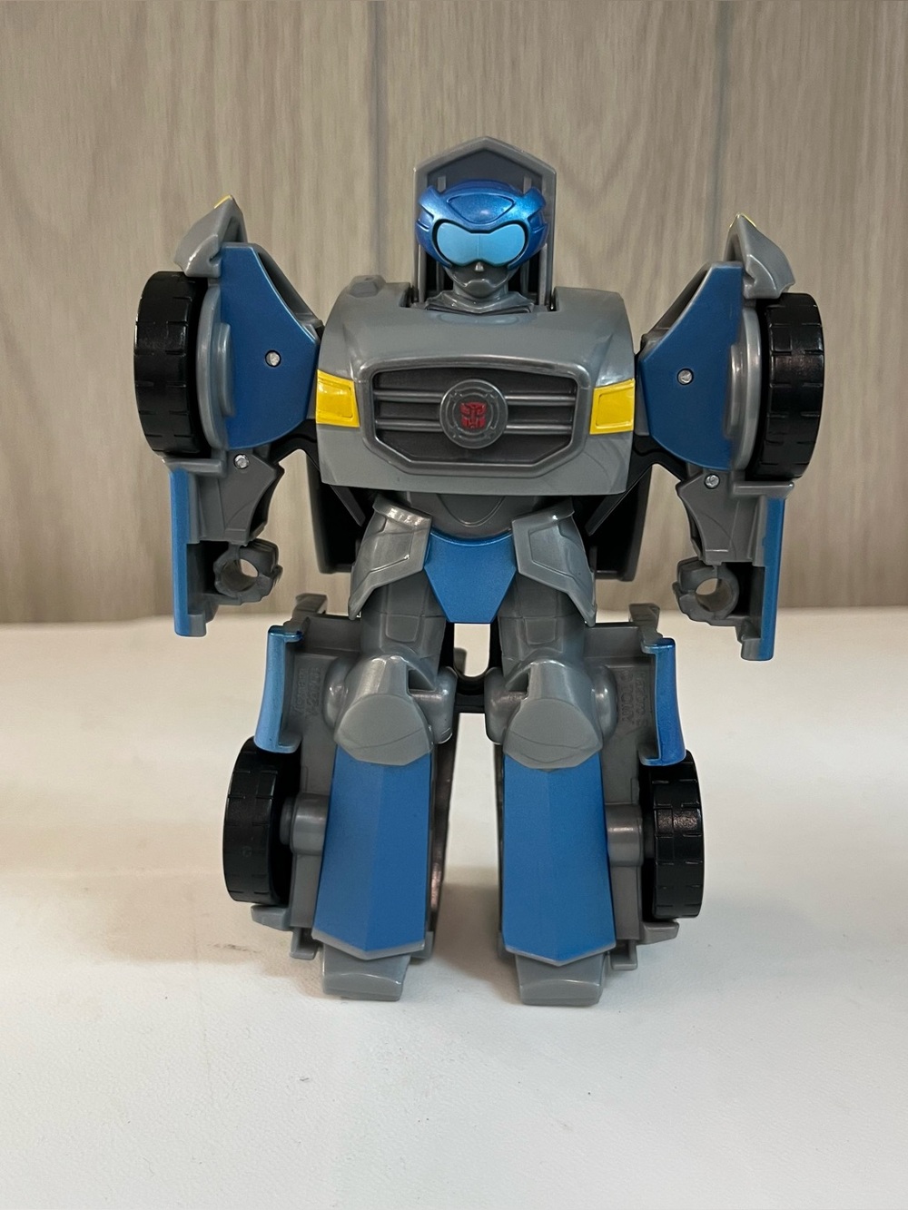 Transformers Rescue Bots Classic Heroes Team Autobot Mirage Car Hasbro 2024